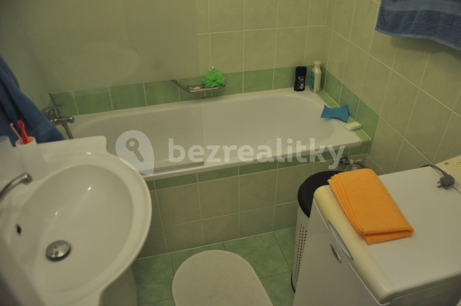 Pronájem bytu 3+kk 56 m², Škábova, Praha, Praha