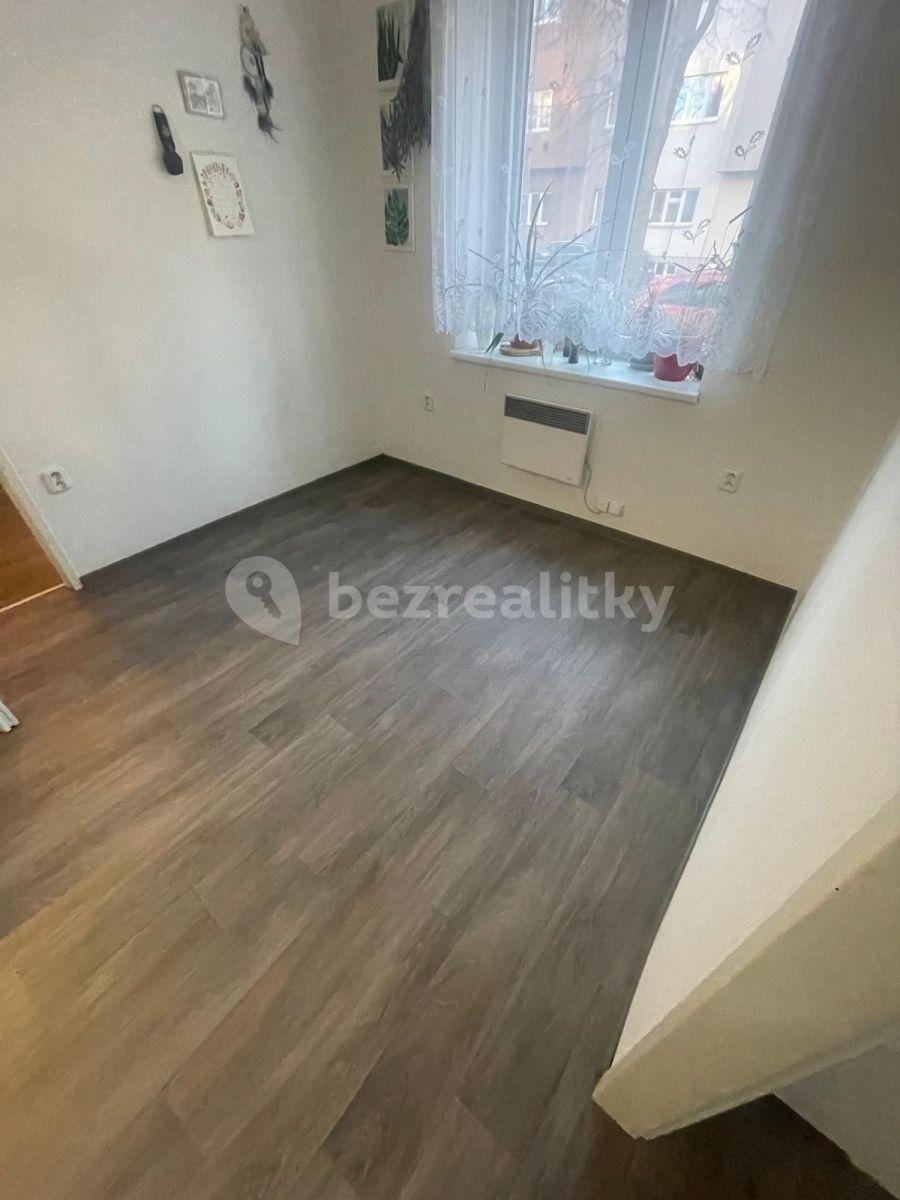 Pronájem bytu 2+kk 50 m², Za Vokovickou vozovnou, Praha, Praha