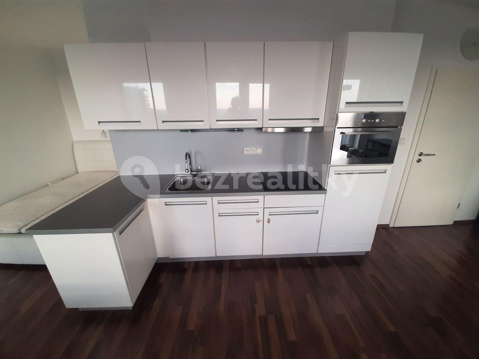 Pronájem bytu 1+kk 43 m², Pelušková, Praha, Praha