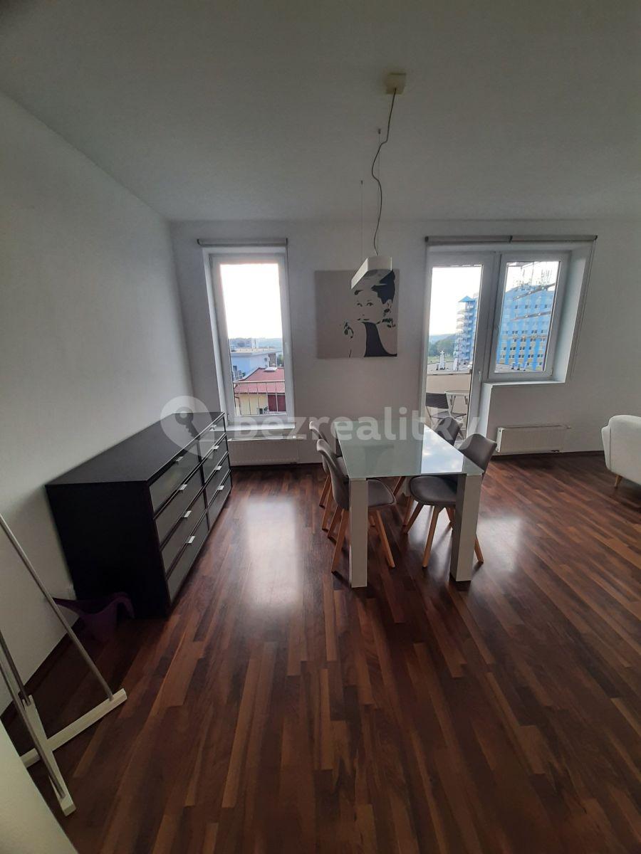 Pronájem bytu 1+kk 43 m², Pelušková, Praha, Praha