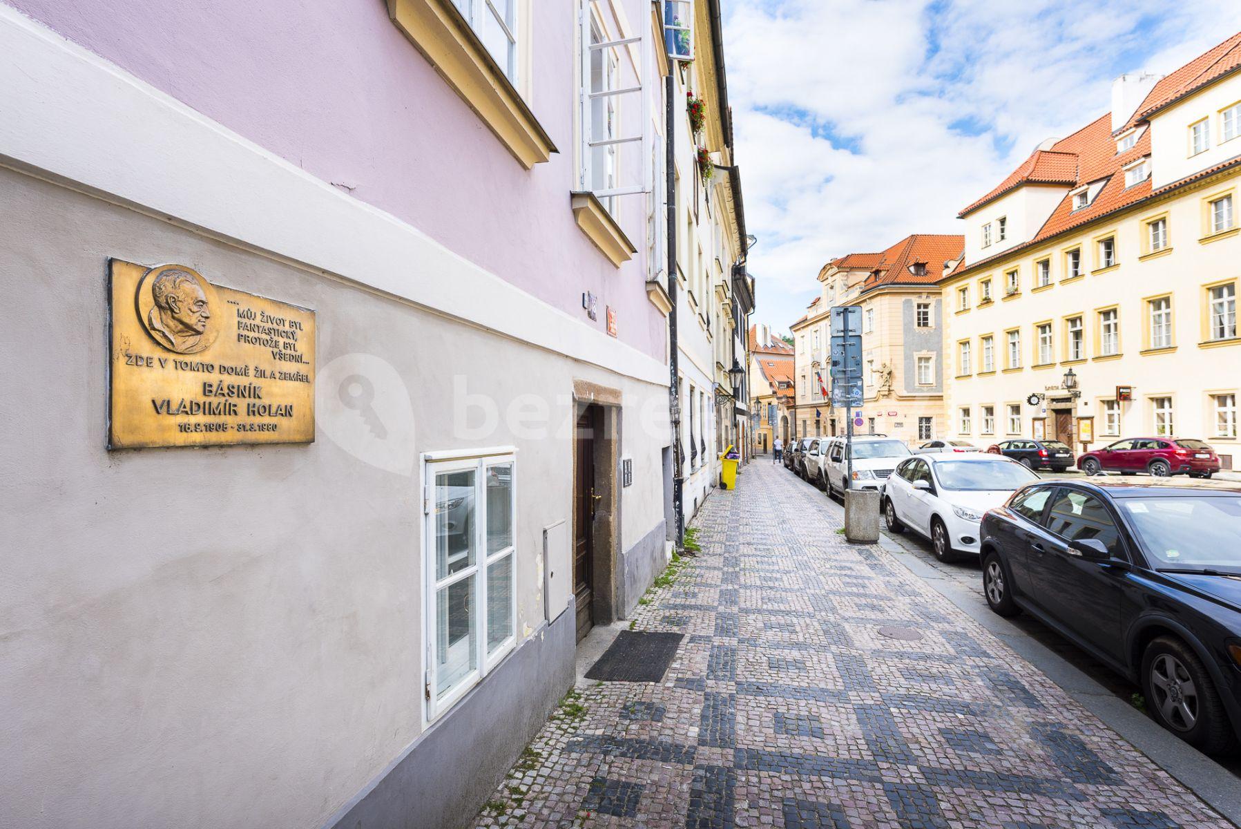 Pronájem bytu 2+1 56 m², U Lužického semináře, Praha, Praha