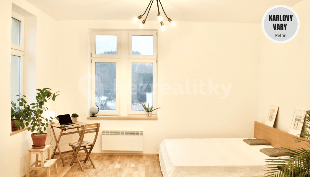 Pronájem bytu 2+kk 45 m², Petřín, Karlovy Vary, Karlovarský kraj