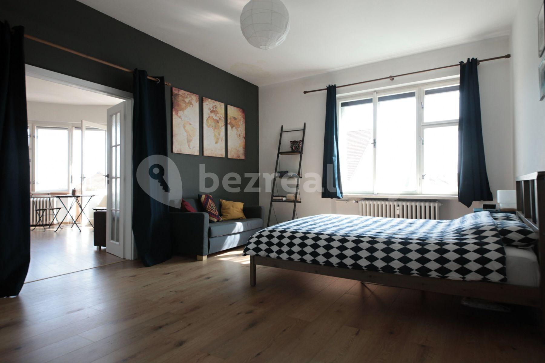 Pronájem bytu 3+1 90 m², Nádražní, Praha, Praha