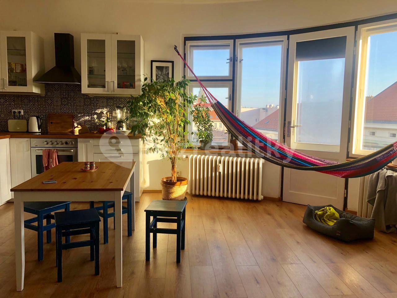 Pronájem bytu 3+1 90 m², Nádražní, Praha, Praha