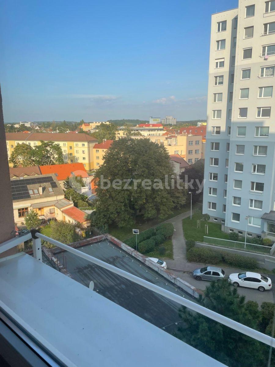 Pronájem bytu 2+kk 40 m², Za Baštou, Kolín, Středočeský kraj