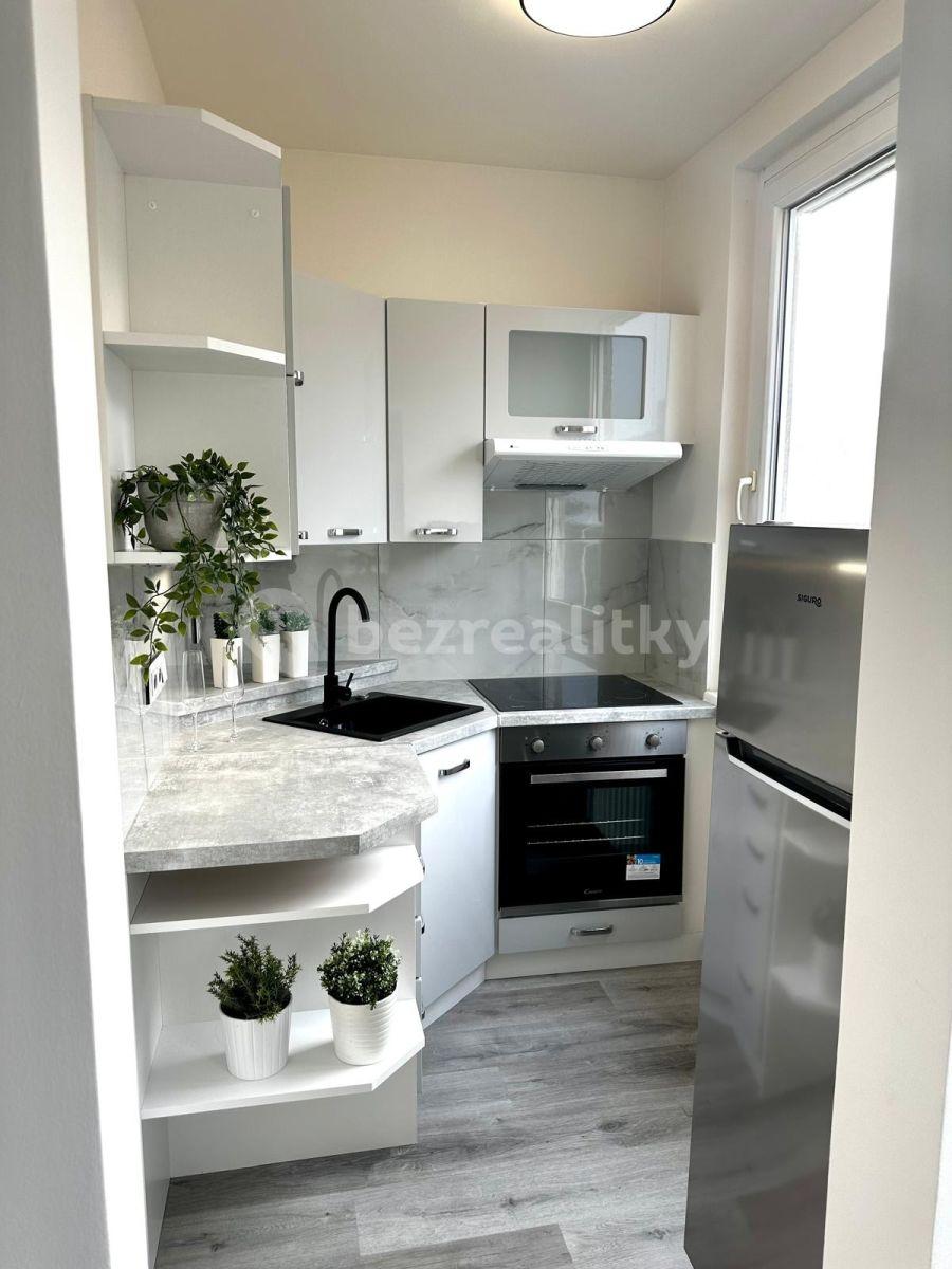 Prodej bytu 1+kk 35 m², Rodopská, Praha, Praha