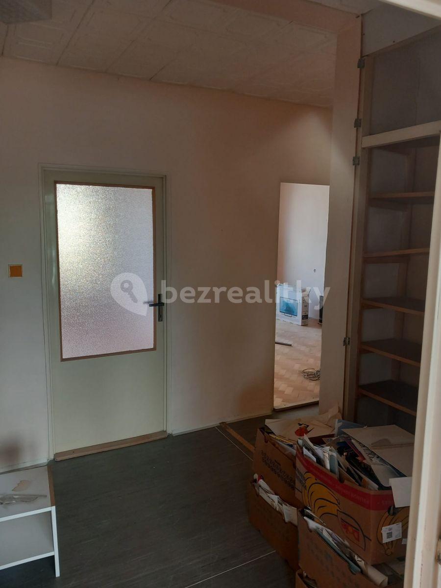 Prodej bytu 3+1 69 m², Chvatěrubská, Praha, Praha