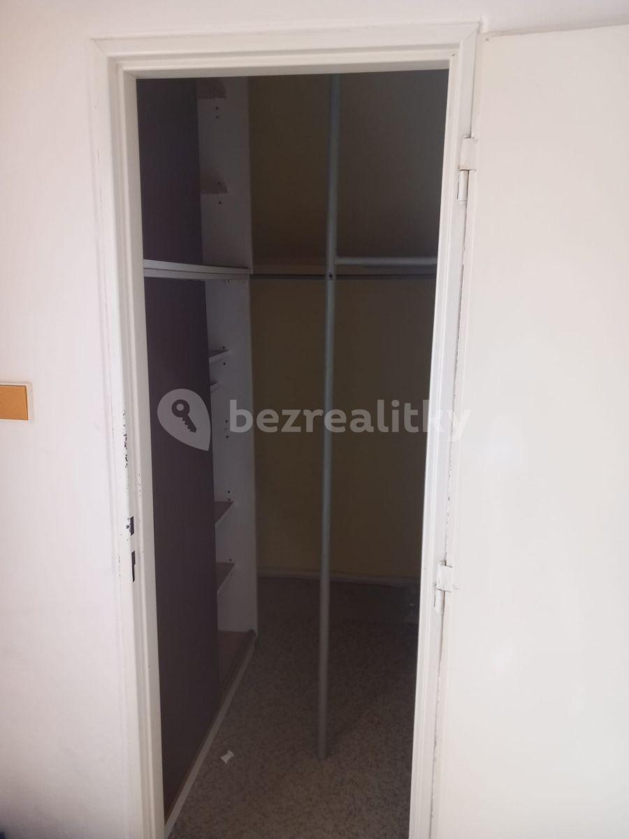 Prodej bytu 3+1 69 m², Chvatěrubská, Praha, Praha