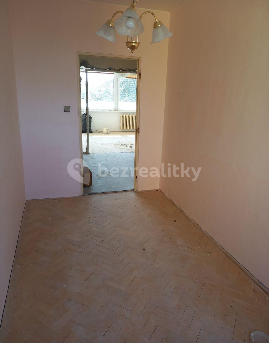 Prodej bytu 3+1 69 m², Chvatěrubská, Praha, Praha