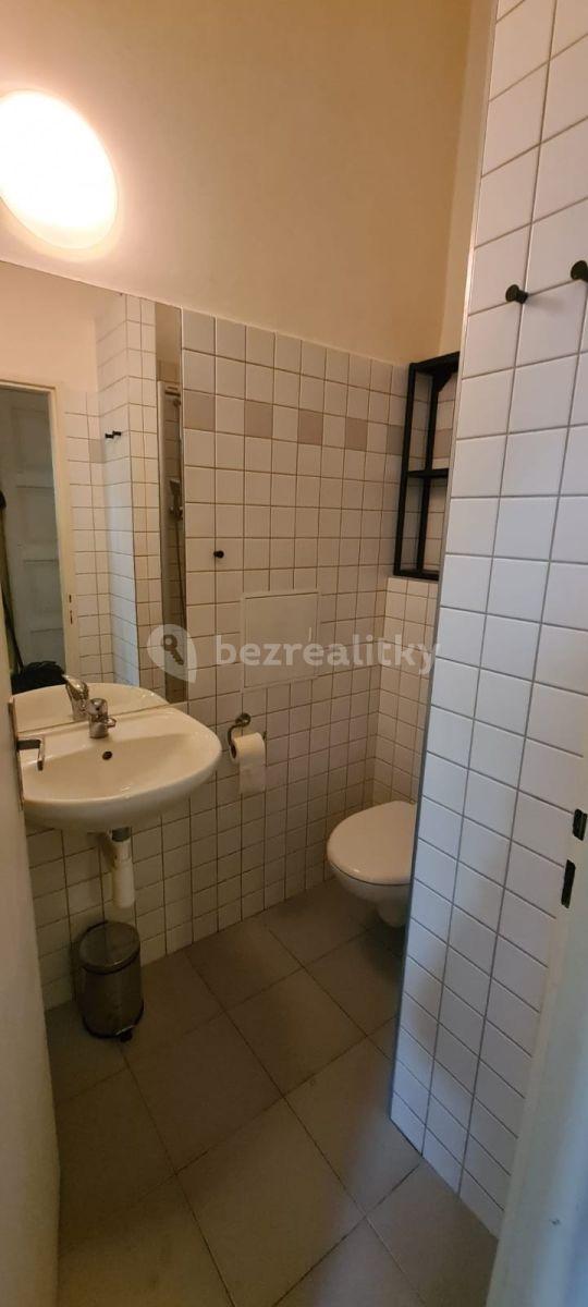 Pronájem bytu 1+kk 20 m², Na Výšinách, Praha, Praha