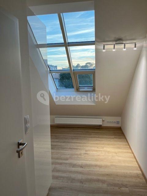 Pronájem bytu 1+kk 22 m², Studentská, Praha, Praha