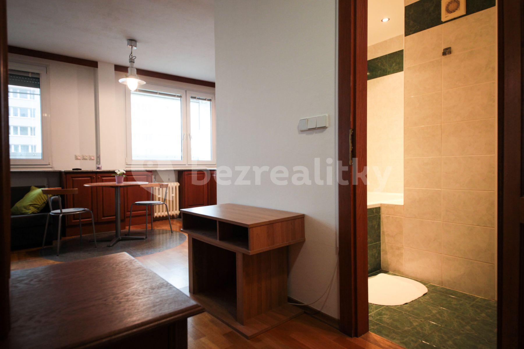 Pronájem bytu 1+1 30 m², Kotorská, Praha, Praha