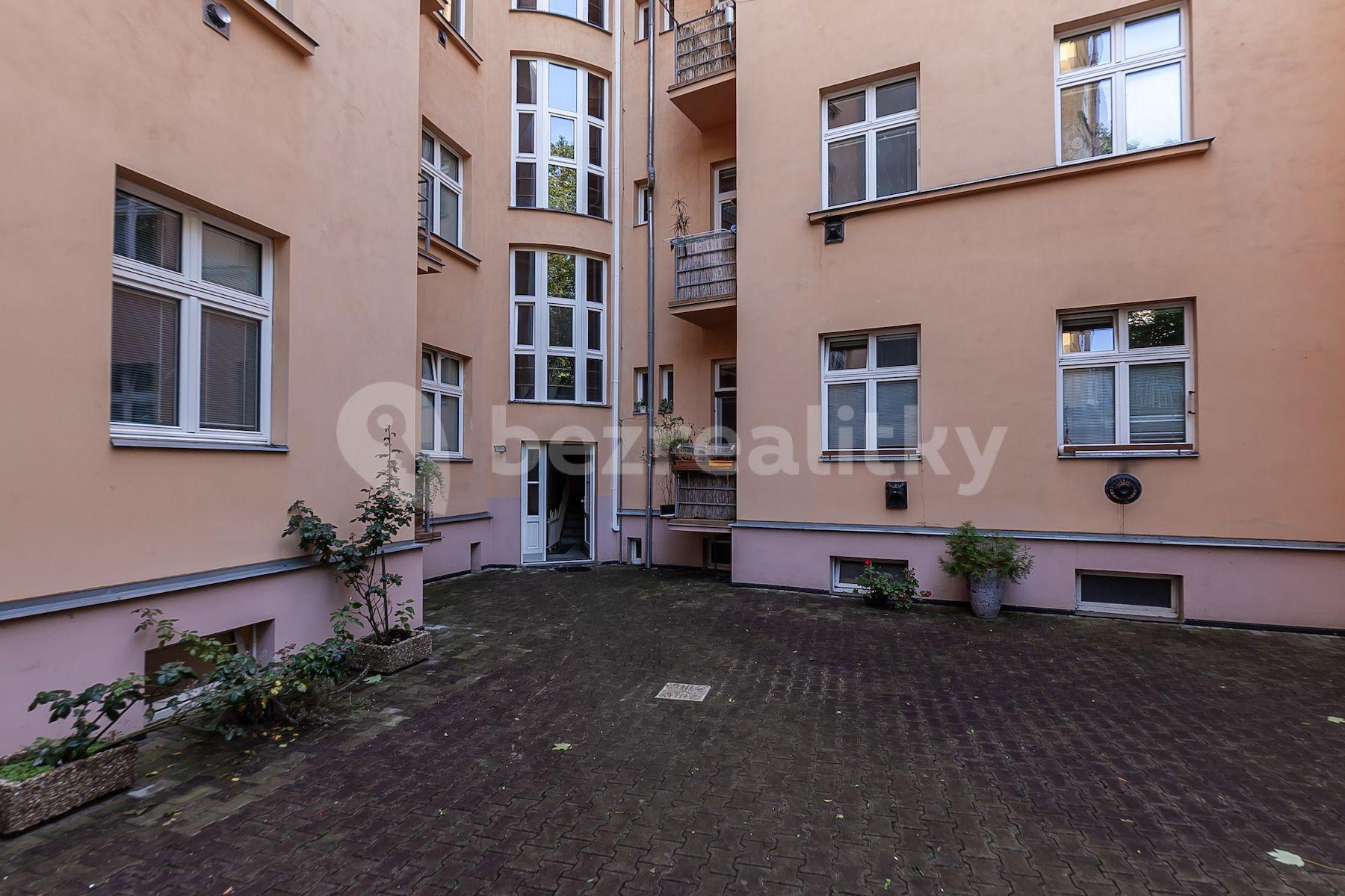 Prodej bytu 3+kk 71 m², U Vinohradské nemocnice, Praha, Praha