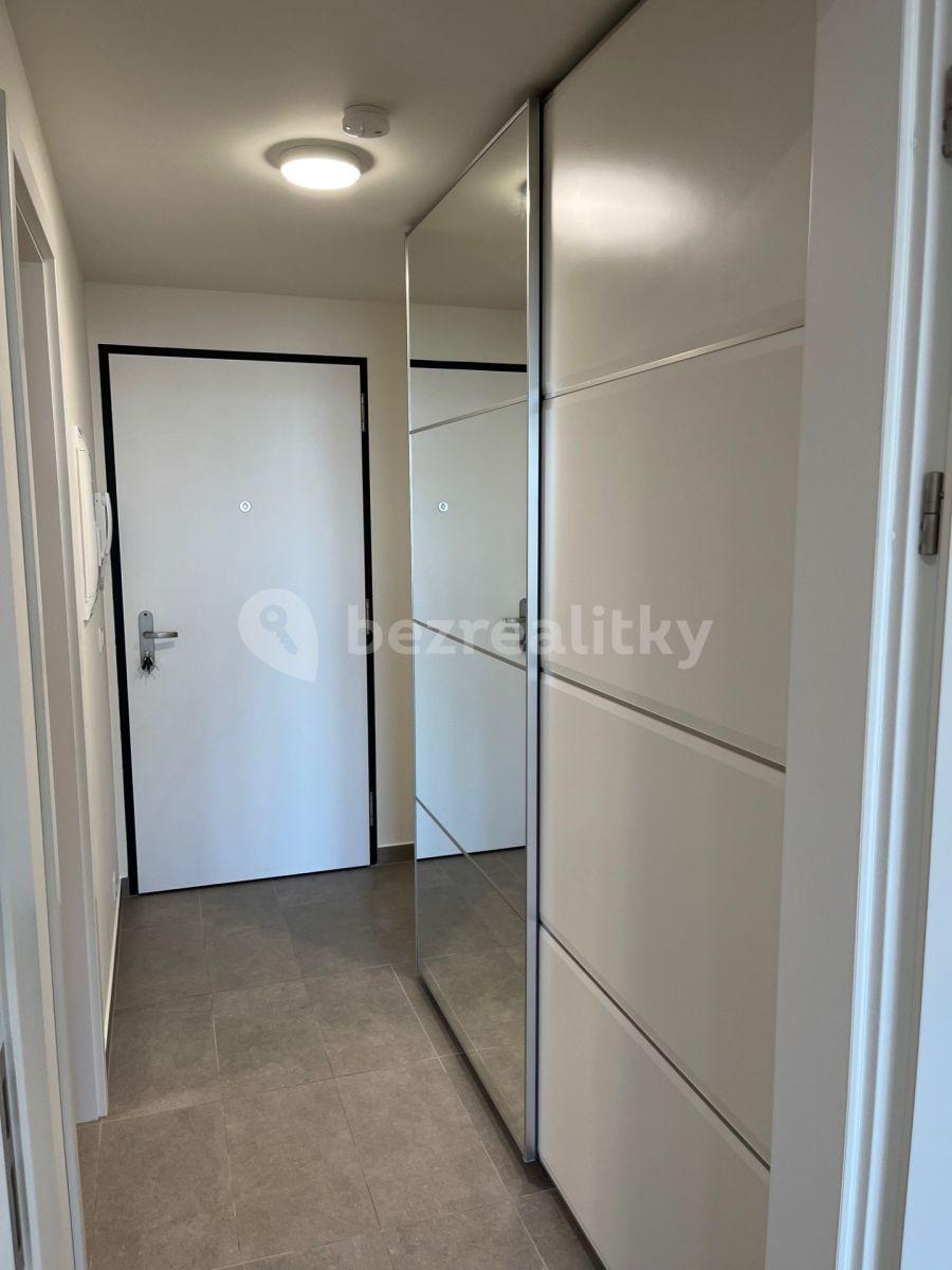 Pronájem bytu 1+kk 45 m², Smržových, Praha, Praha