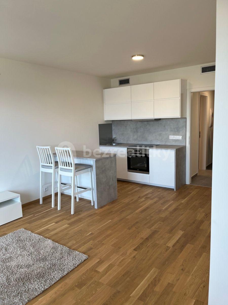 Pronájem bytu 1+kk 45 m², Smržových, Praha, Praha