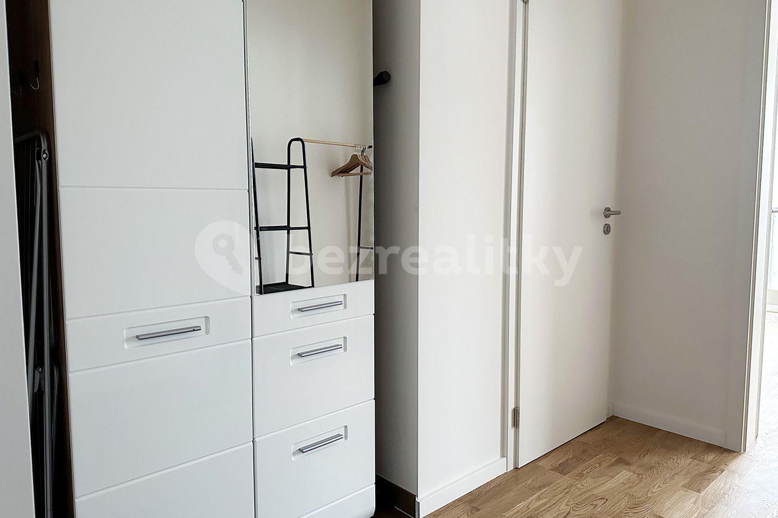 Pronájem bytu 1+1 40 m², Olgy Havlové, Praha, Praha