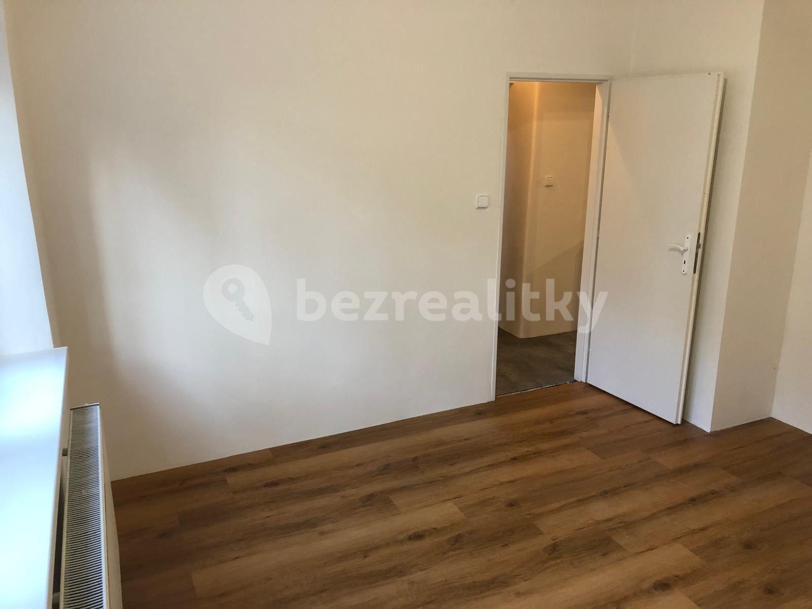 Pronájem bytu 2+kk 40 m², České družiny, Praha, Praha