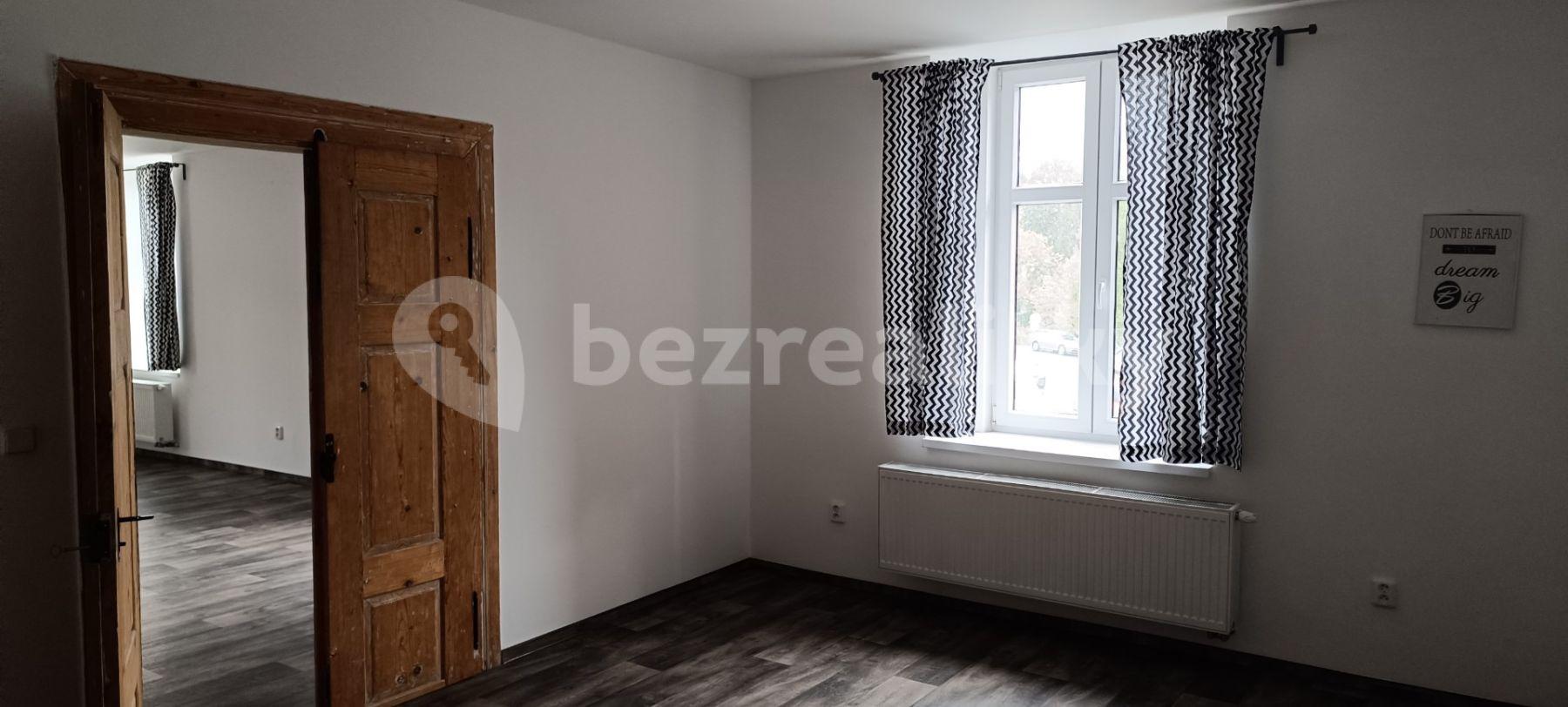 Pronájem bytu 2+kk 80 m², Komenského, Častolovice, Královéhradecký kraj