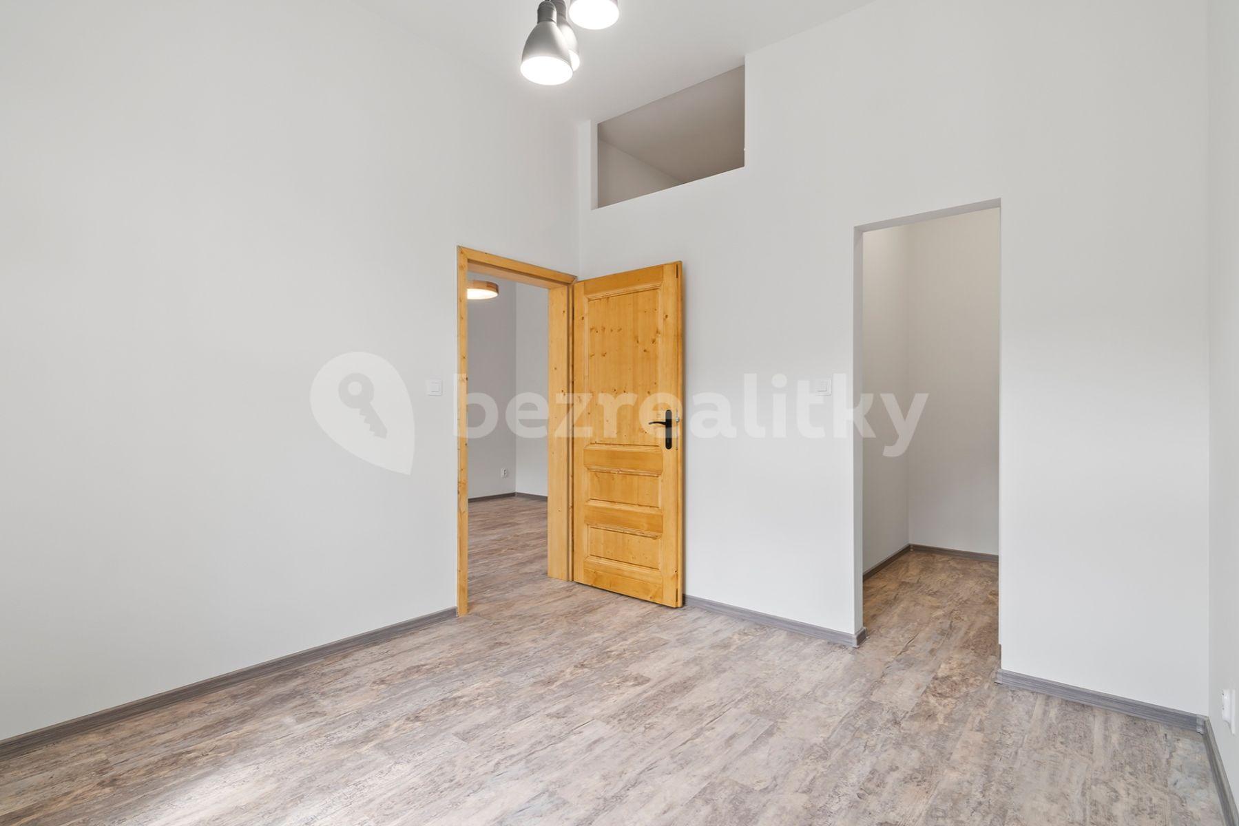 Pronájem bytu 3+kk 66 m², Na Zámecké, Praha, Praha