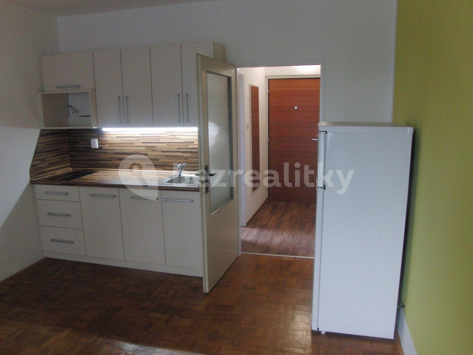 Pronájem bytu 1+kk 35 m², Hřbitovní, Jablonec nad Nisou, Liberecký kraj