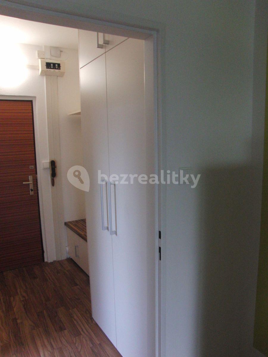 Pronájem bytu 1+kk 35 m², Hřbitovní, Jablonec nad Nisou, Liberecký kraj