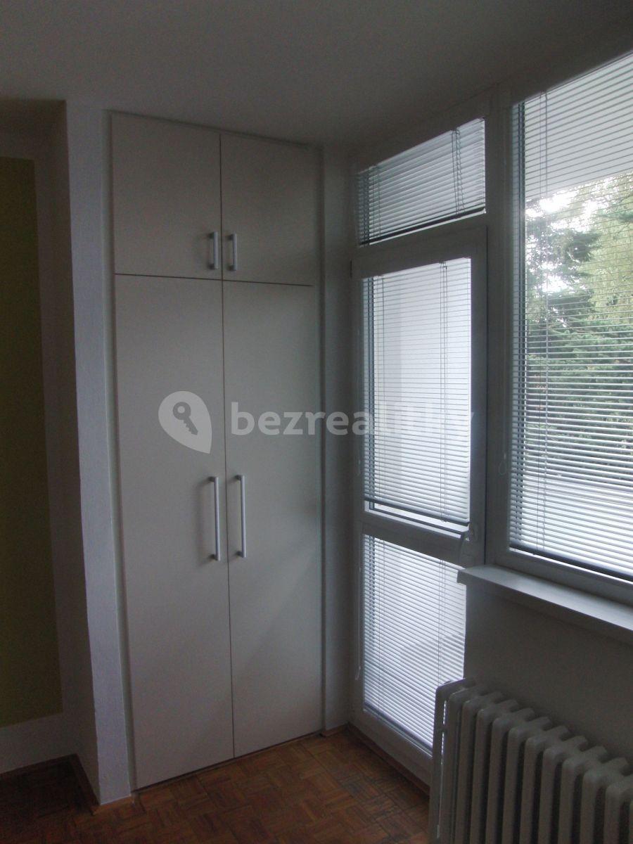 Pronájem bytu 1+kk 35 m², Hřbitovní, Jablonec nad Nisou, Liberecký kraj