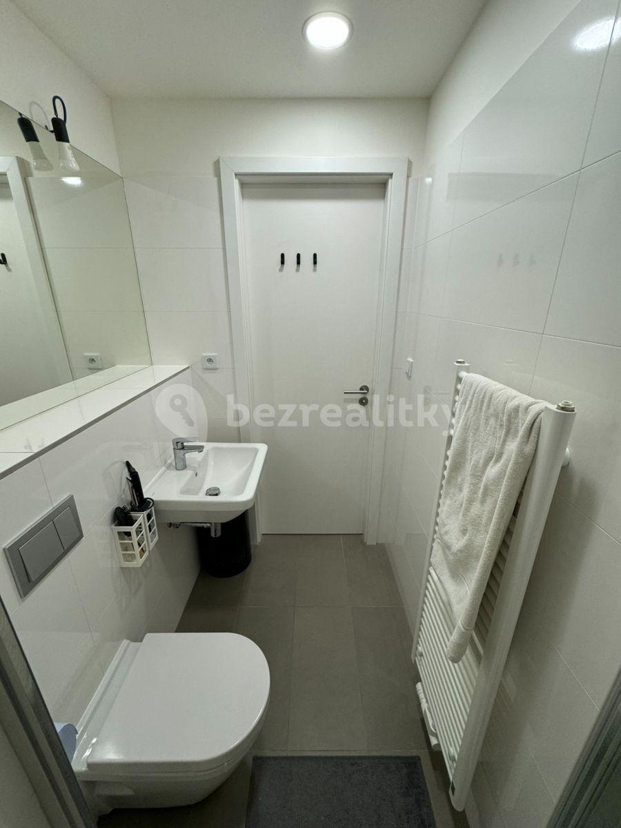 Prodej bytu 1+kk 26 m², Perucká, Praha, Praha