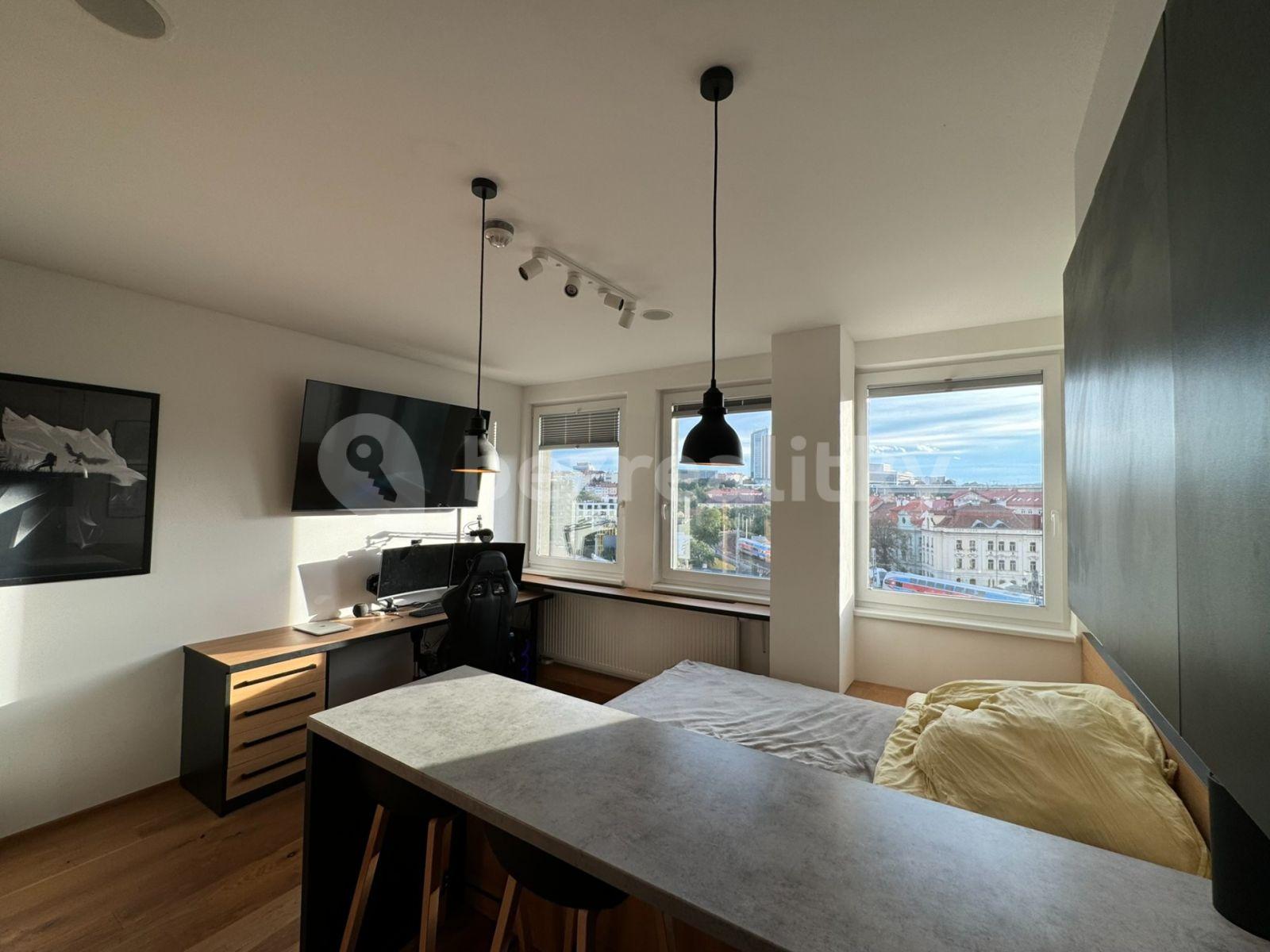 Prodej bytu 1+kk 26 m², Perucká, Praha, Praha