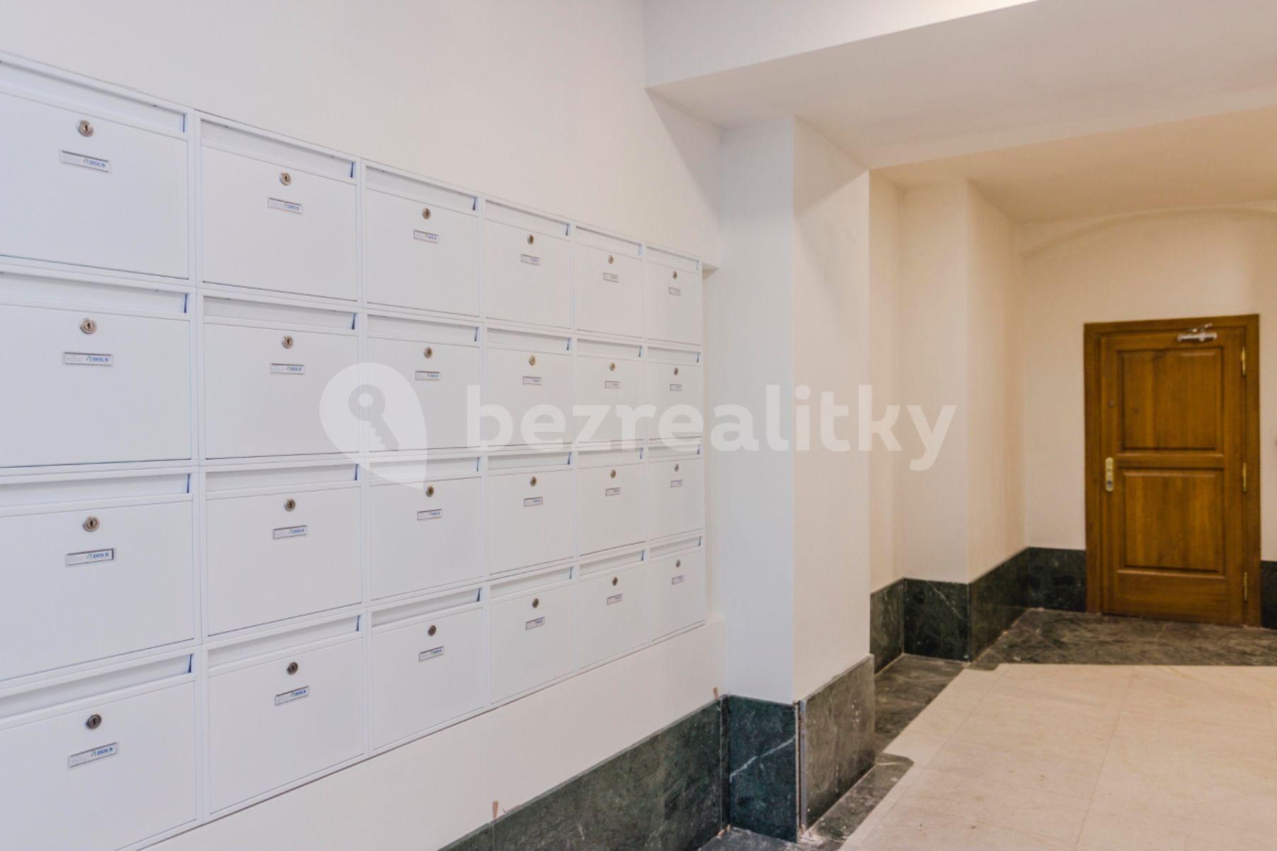 Pronájem bytu 2+kk 46 m², Na Zámecké, Praha, Praha