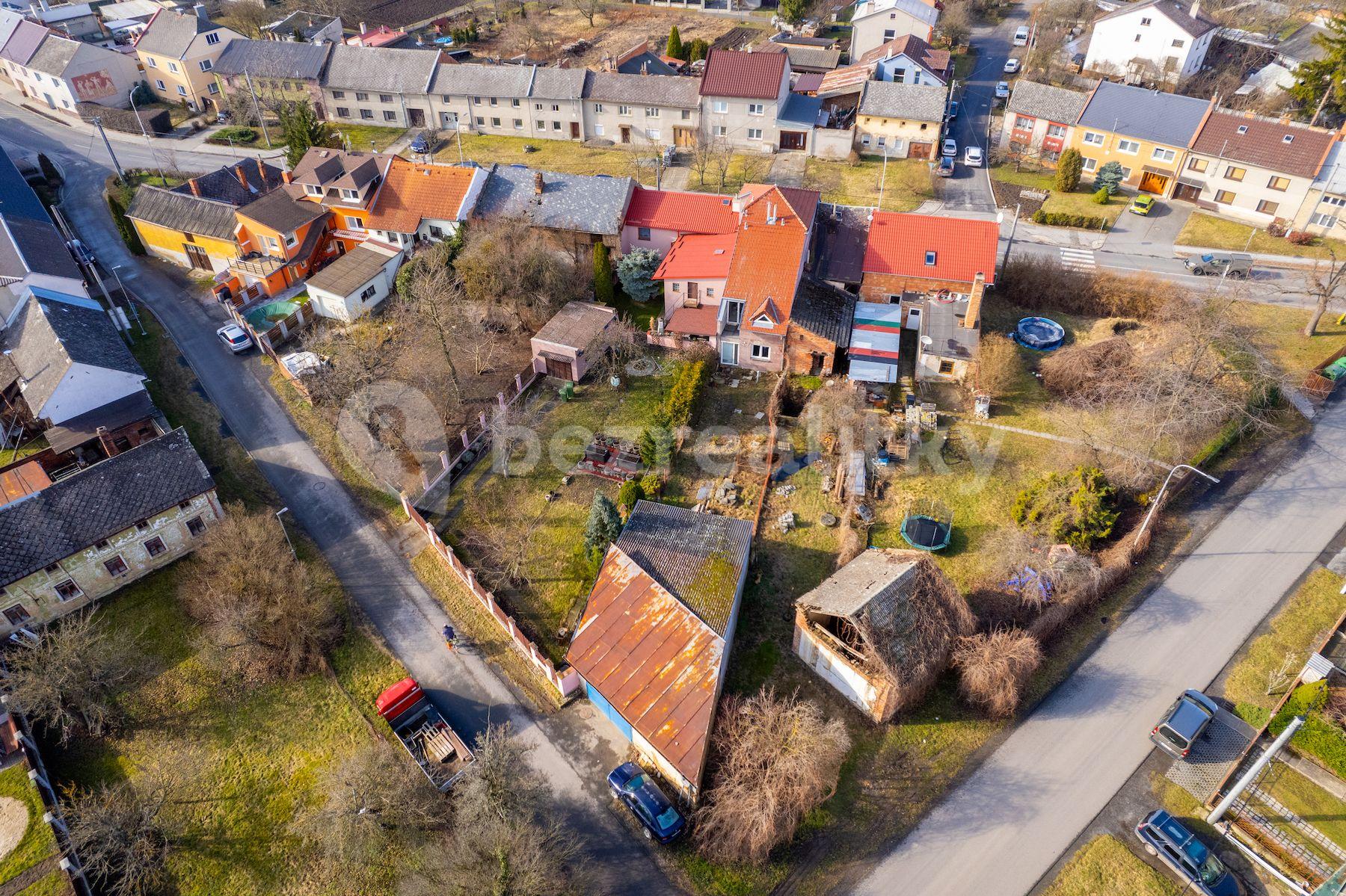 Prodej domu 200 m², pozemek 319 m², Jos. Vodičky, Senice na Hané, Olomoucký kraj