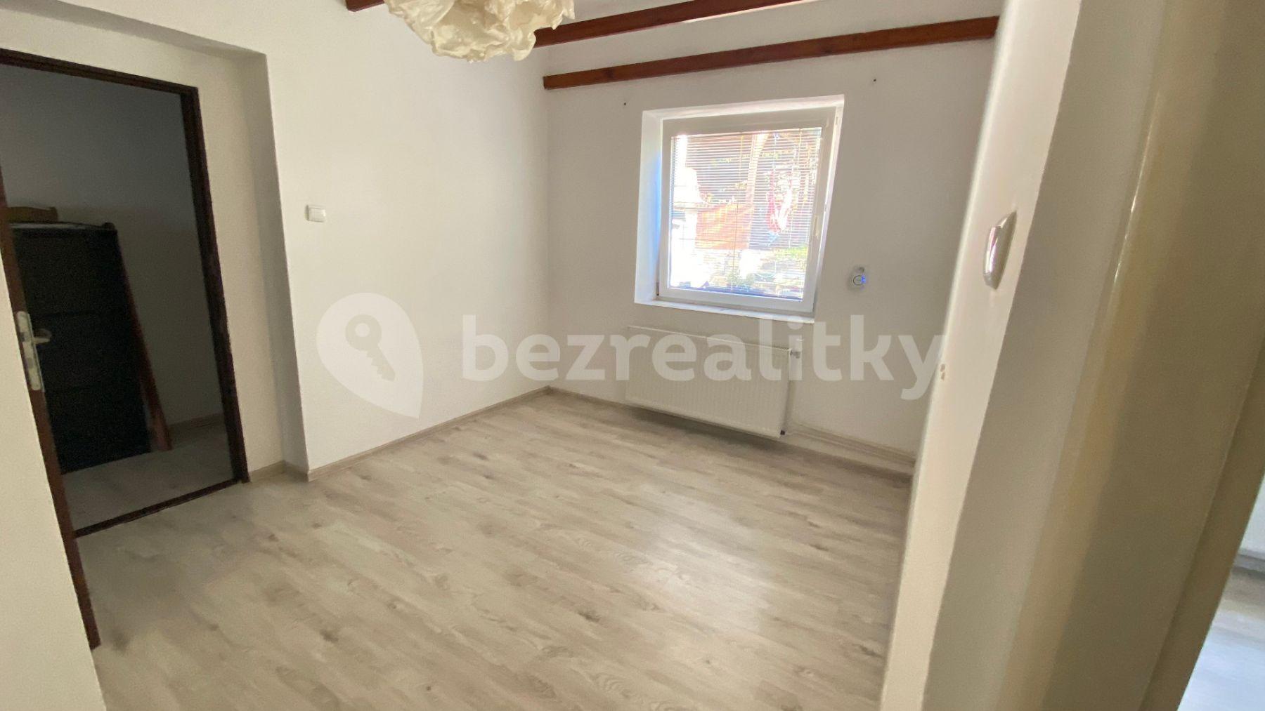 Pronájem bytu 3+1 90 m², Třebízského, Tábor, Jihočeský kraj