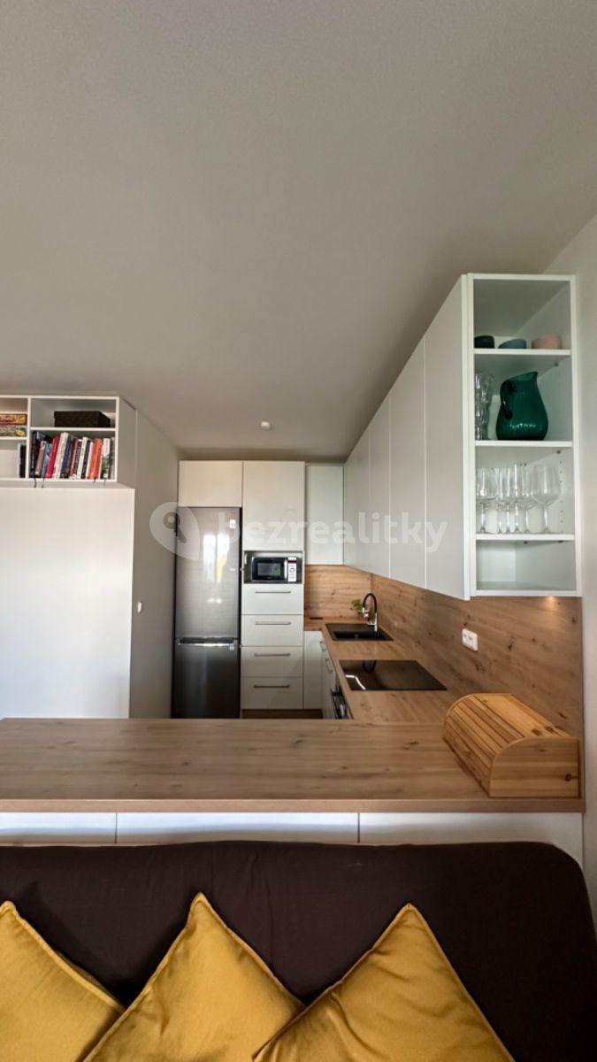 Prodej bytu 3+kk 72 m², Zdětín, Středočeský kraj