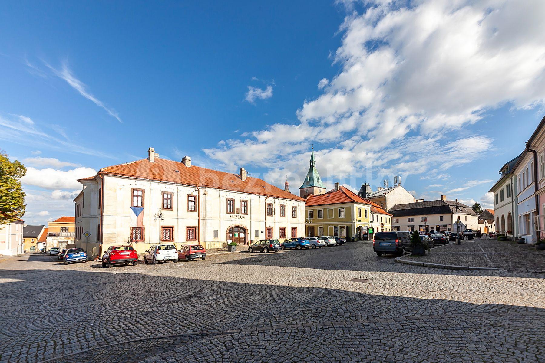 Prodej bytu 3+1 74 m², Mírové náměstí, Kouřim, Středočeský kraj