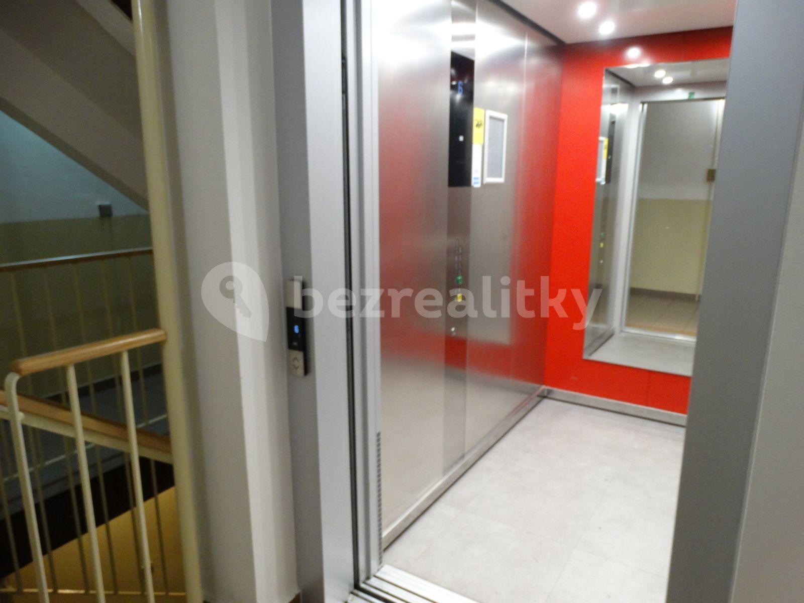 Pronájem bytu 3+kk 64 m², Kpt. Stránského, Praha, Praha