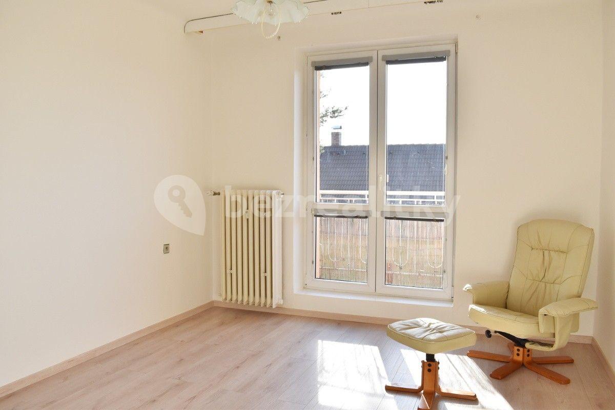 Pronájem bytu 2+1 56 m², Katusická, Praha, Praha