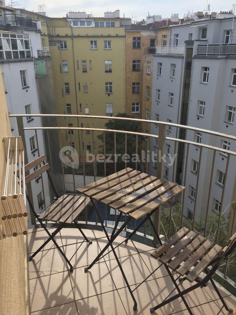 Pronájem bytu 2+kk 50 m², Nuselská, Praha, Praha