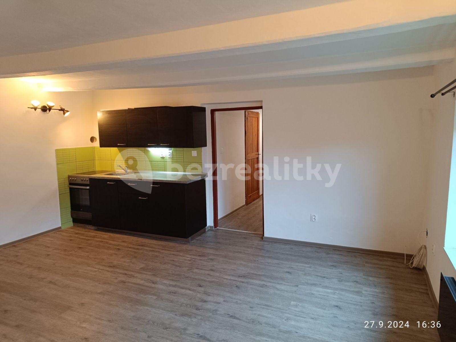 Pronájem bytu 1+kk 35 m², Nebužely, Středočeský kraj