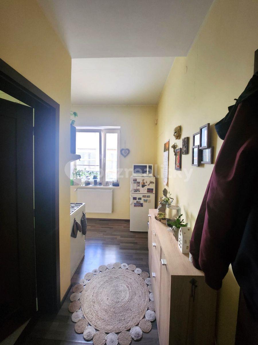 Pronájem bytu 2+kk 37 m², Kamenická, Praha, Praha