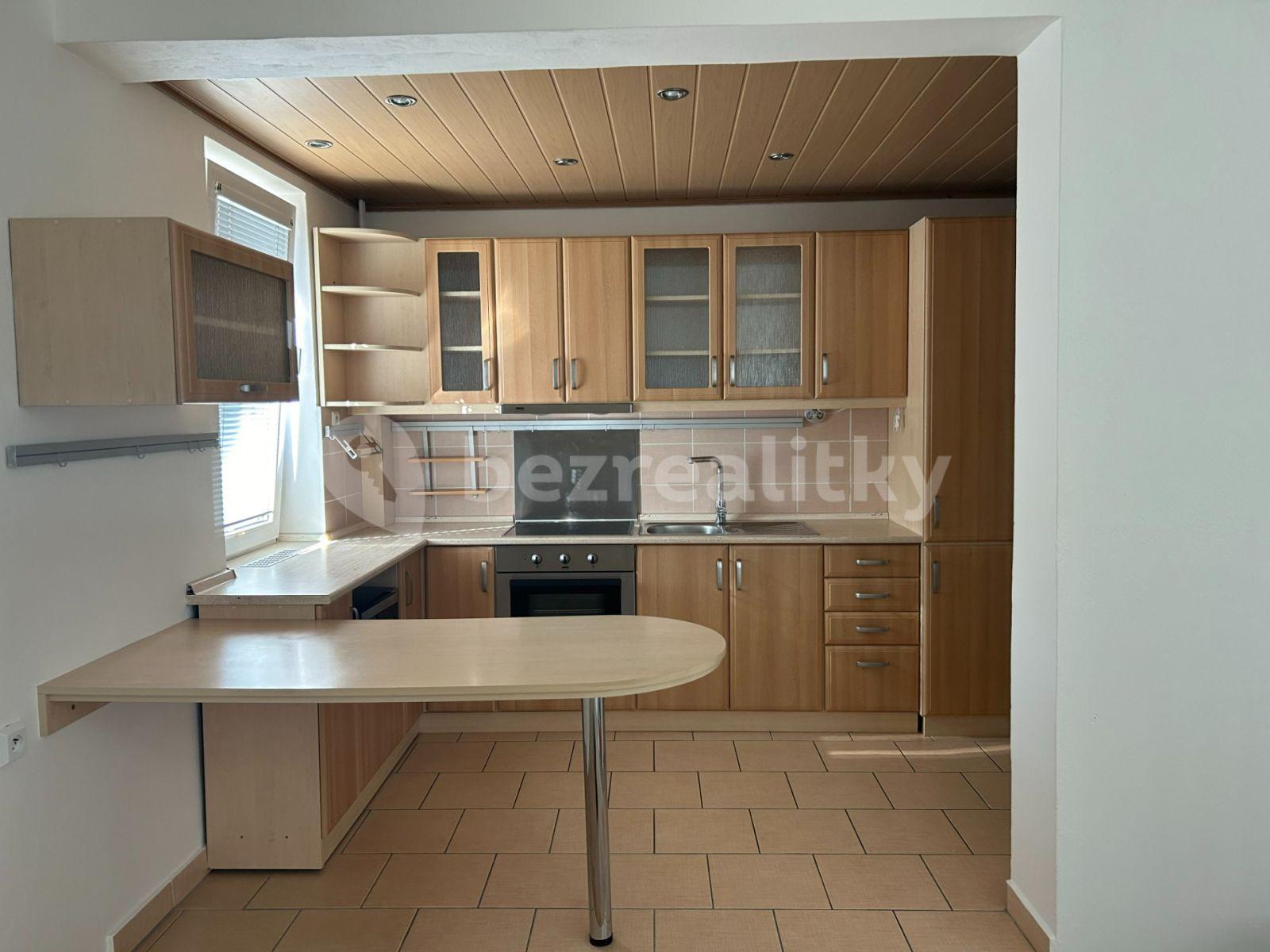 Prodej bytu 3+1 67 m², Jabkenice, Středočeský kraj