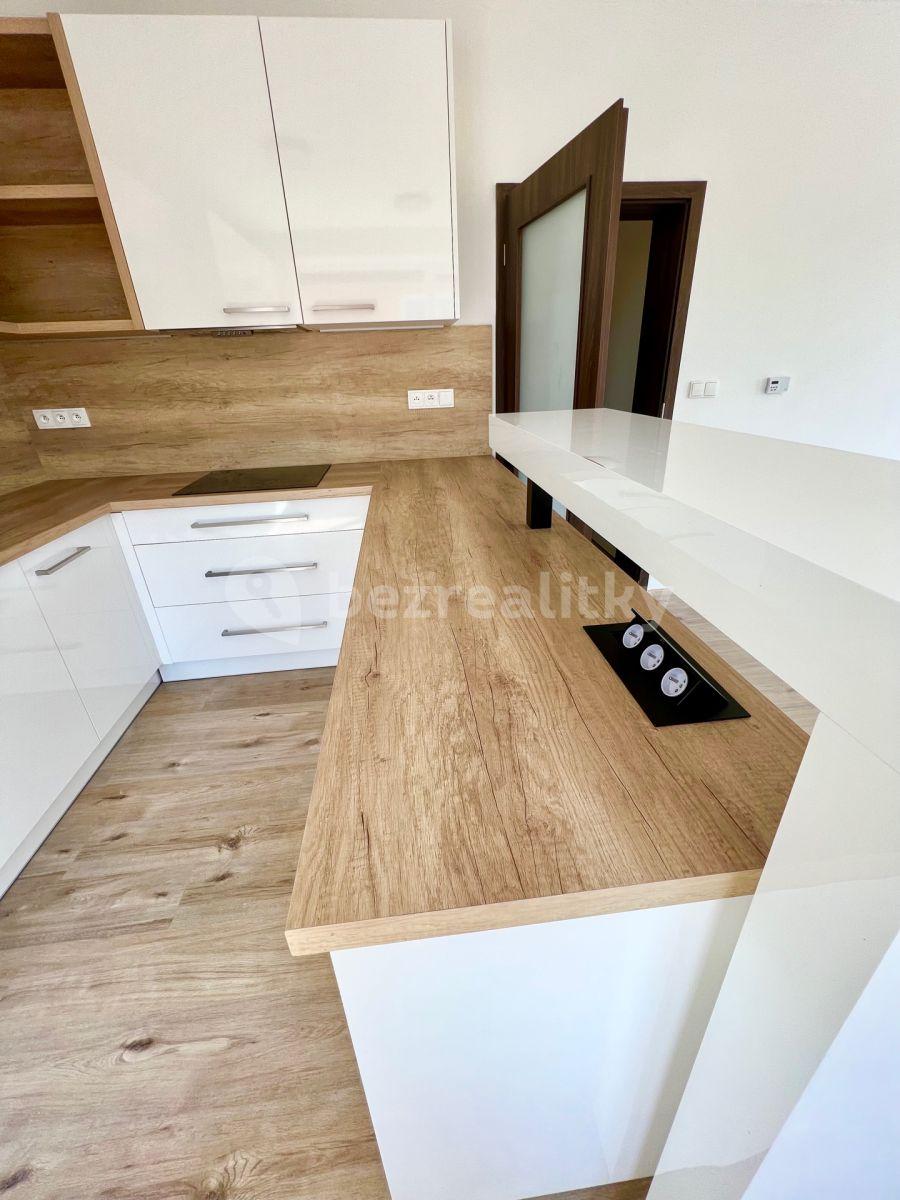 Prodej bytu 3+kk 73 m², Husova tř., České Budějovice, Jihočeský kraj