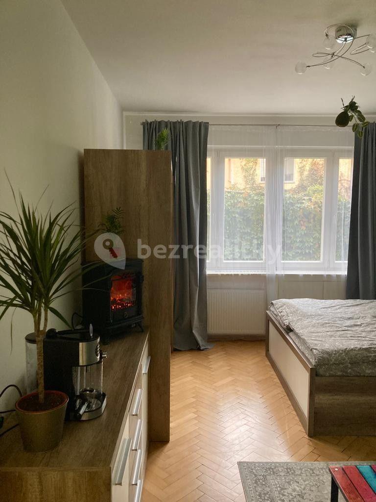 Pronájem bytu 1+kk 30 m², Bartolomějská, Praha, Praha