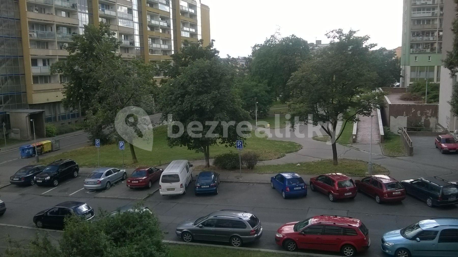 Pronájem bytu 1+kk 45 m², Uzbecká, Praha, Praha