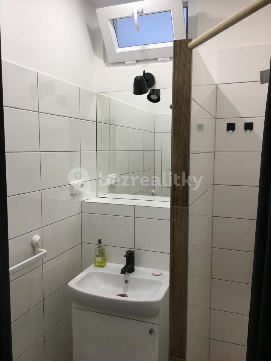 Pronájem bytu 2+1 52 m², Ulrychova, Praha, Praha