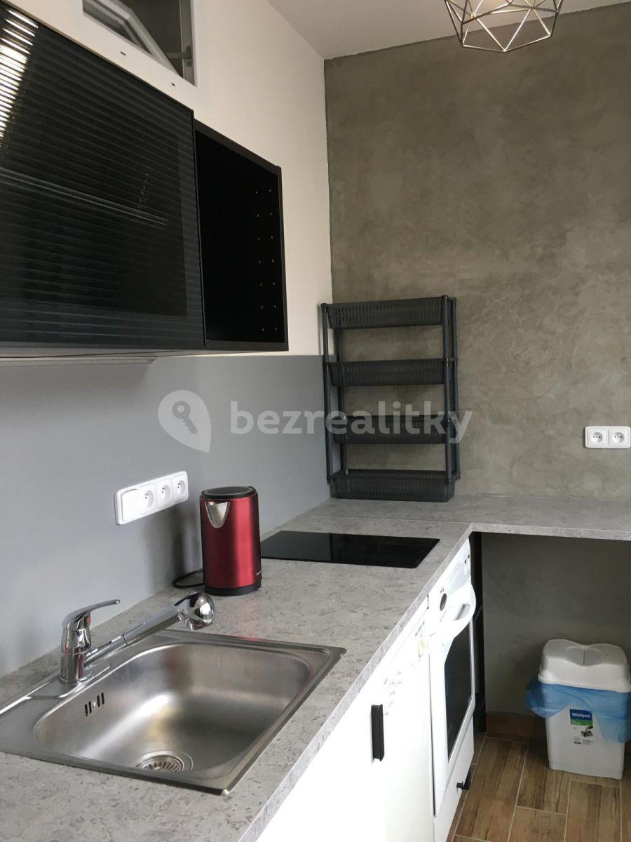 Pronájem bytu 2+1 52 m², Ulrychova, Praha, Praha