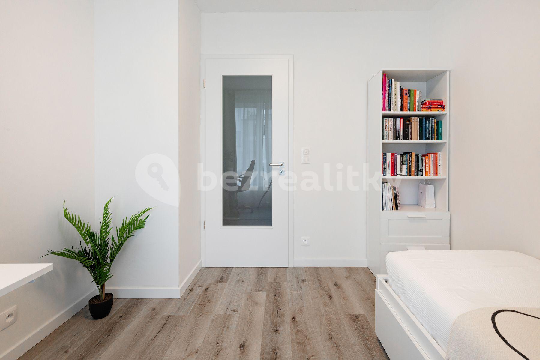 Prodej bytu 3+kk 71 m², Polní, Strančice, Středočeský kraj