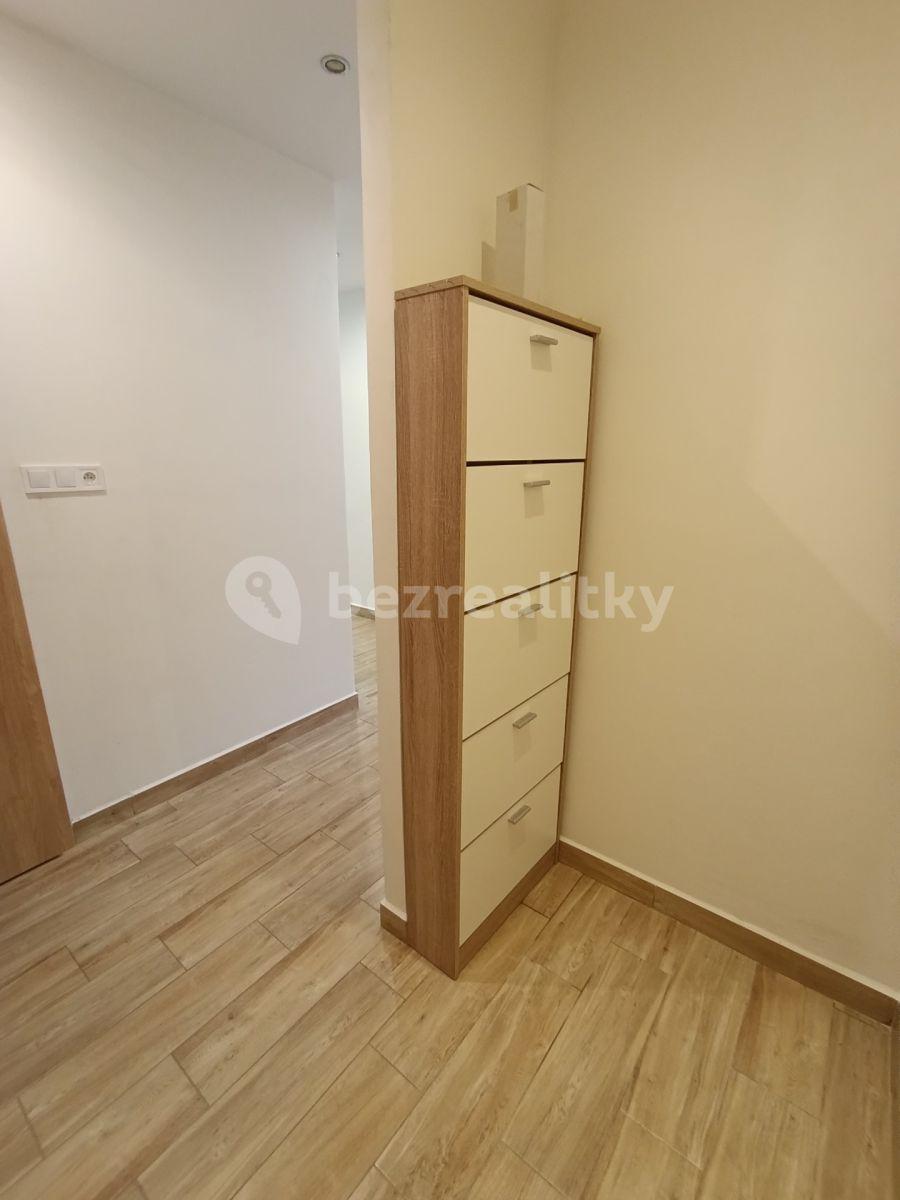 Prodej bytu 3+1 66 m², Petrohradská, Tábor, Jihočeský kraj