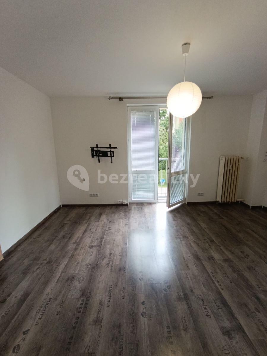 Prodej bytu 3+1 66 m², Petrohradská, Tábor, Jihočeský kraj