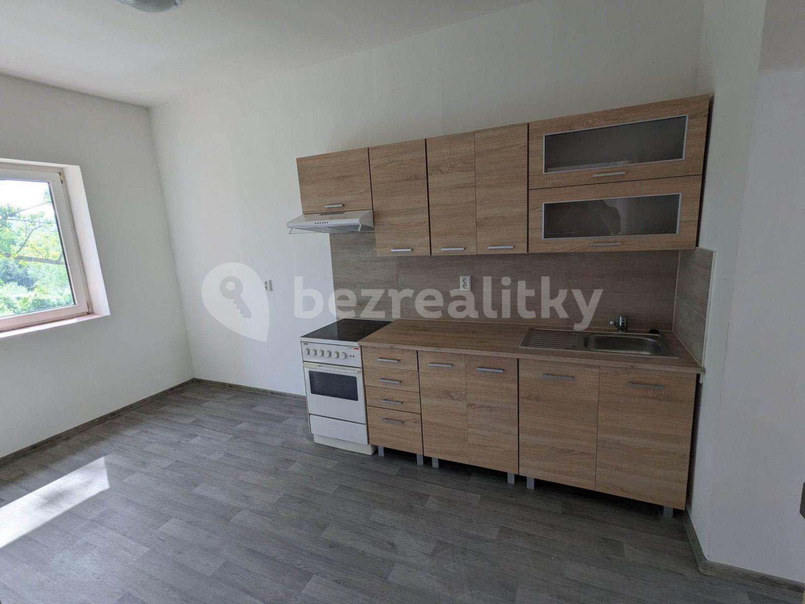 Prodej bytu 1+1 62 m², Zádušní, Kladno, Středočeský kraj