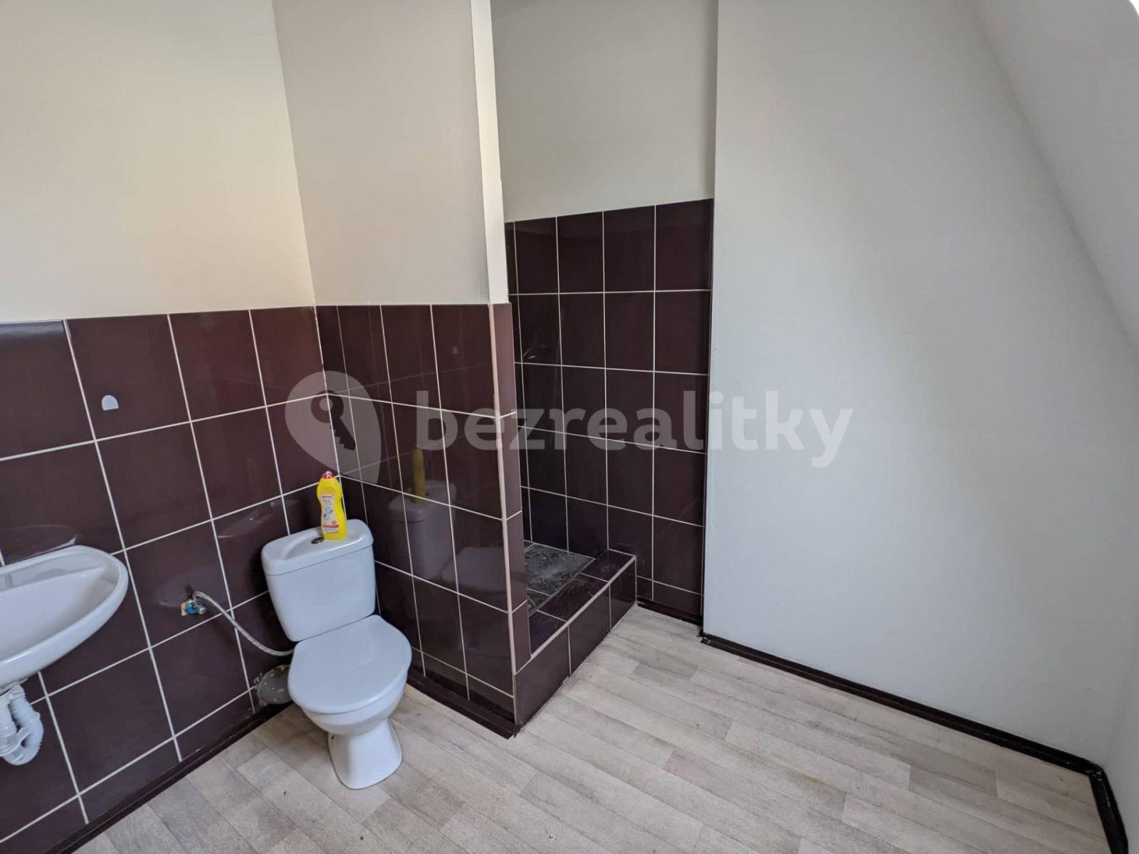 Prodej bytu 1+1 62 m², Zádušní, Kladno, Středočeský kraj