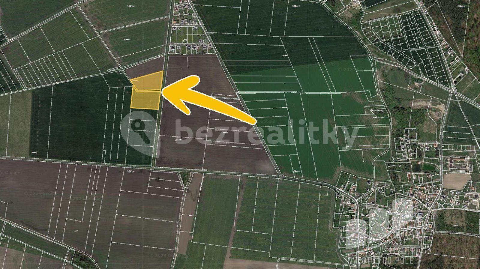 Prodej pozemku 3.799 m², Chudíř, Středočeský kraj